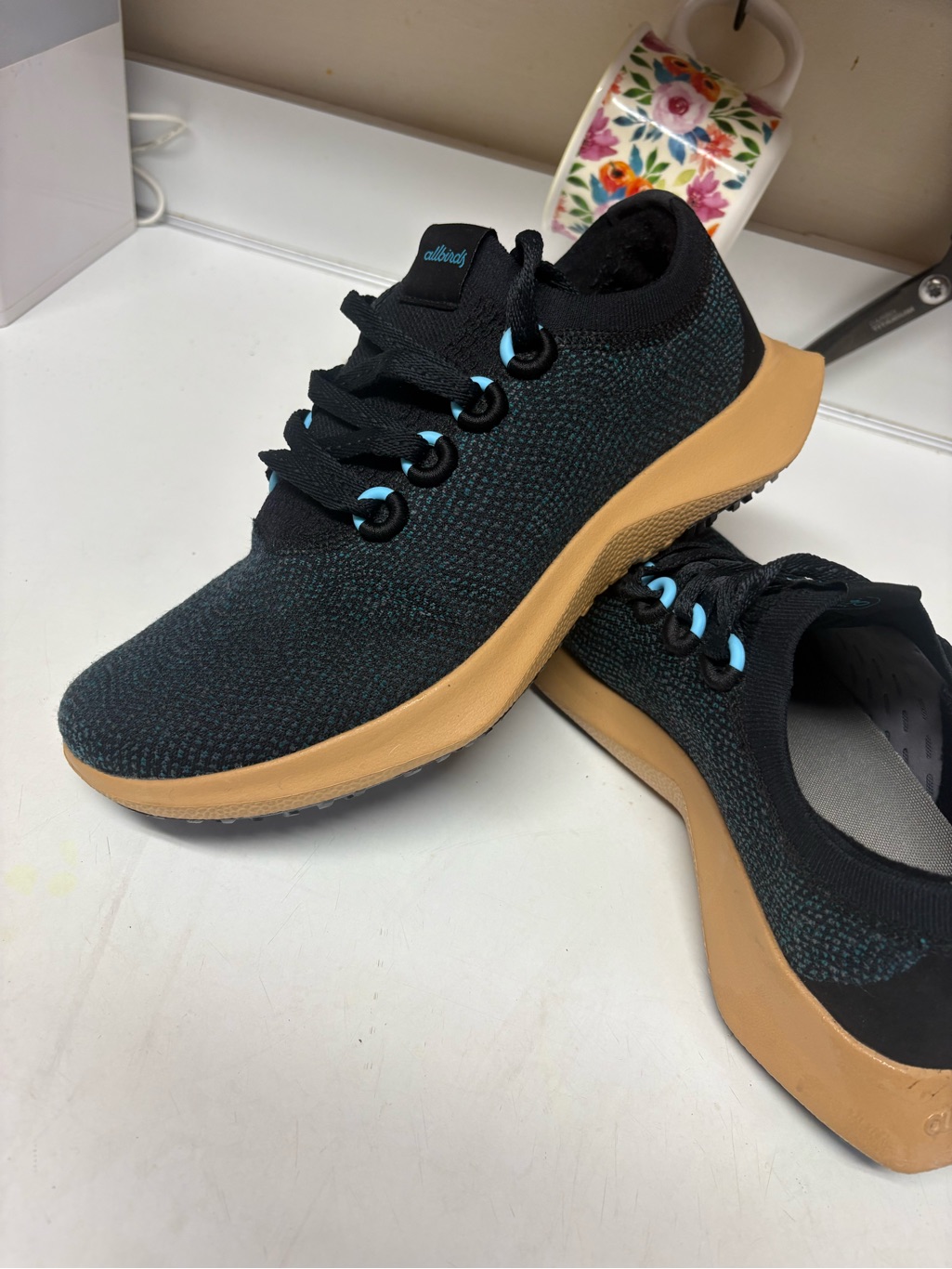 Allbirds Black Knit Runners With Teal Accents Size 9.5 Been Worn Once Like New